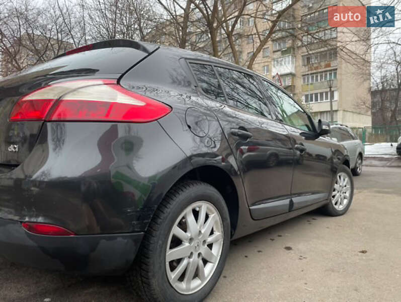 Хэтчбек Renault Megane 2010 в Киеве фото 22 Хэтчбек Renault Megane 2010 в Киеве