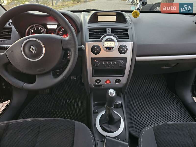 Седан Renault Megane 2009 в Кропивницком