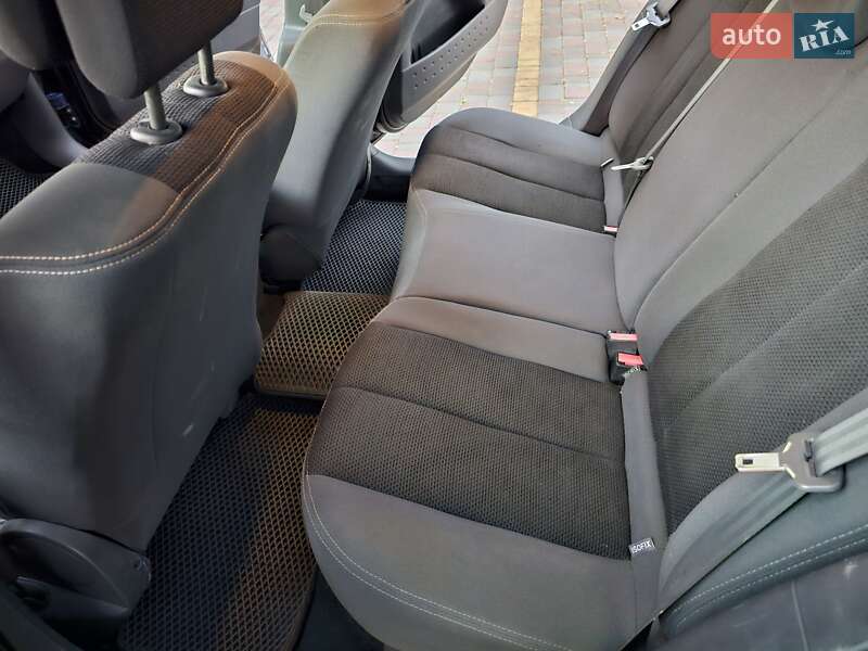 Седан Renault Megane 2009 в Кропивницком