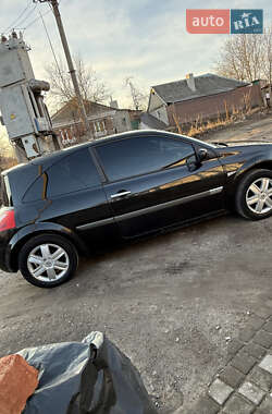 Купе Renault Megane 2005 в 