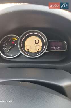 Купе Renault Megane 2010 в 