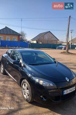 Купе Renault Megane 2010 в 
