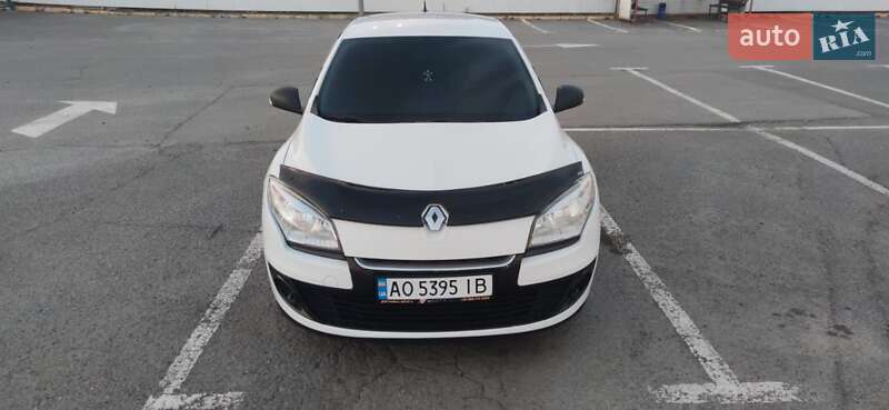 Хэтчбек Renault Megane 2013 в Ужгороде