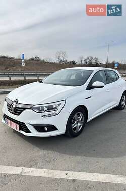 Хэтчбек Renault Megane 2017 в Полтаве