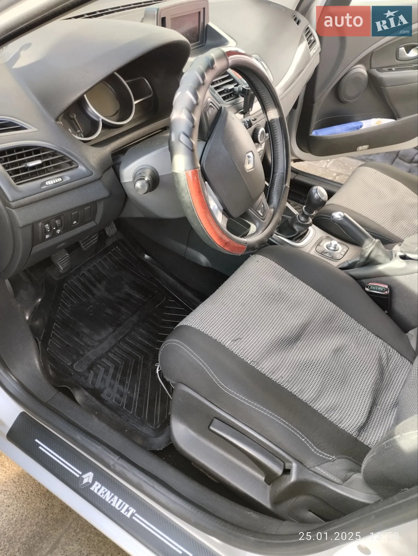 2010 Renault Megane - мініатюра 19