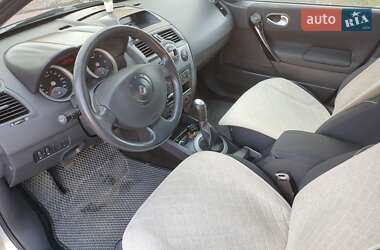 Хэтчбек Renault Megane 2005 в 