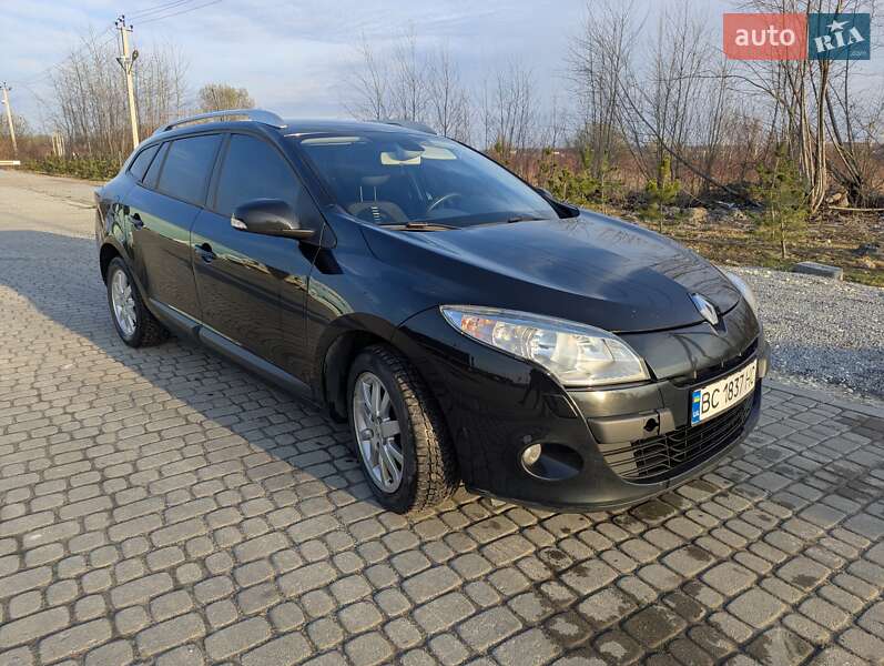 Универсал Renault Megane 2011 в 