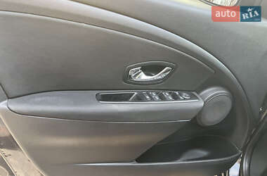 Универсал Renault Megane 2012 в 