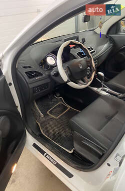 Универсал Renault Megane 2010 в 