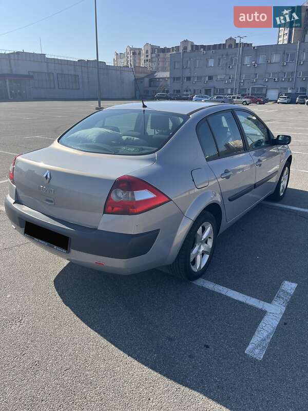 Седан Renault Megane 2005 в Києві