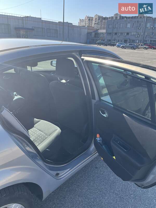 Седан Renault Megane 2005 в Києві
