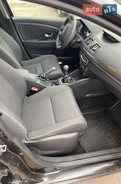Хэтчбек Renault Megane 2009 в 