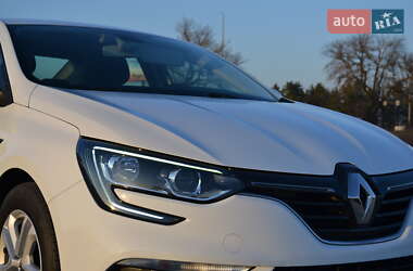 Седан Renault Megane 2019 в 