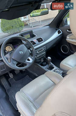 Кабриолет Renault Megane 2010 в 