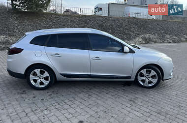 Универсал Renault Megane 2011 в 