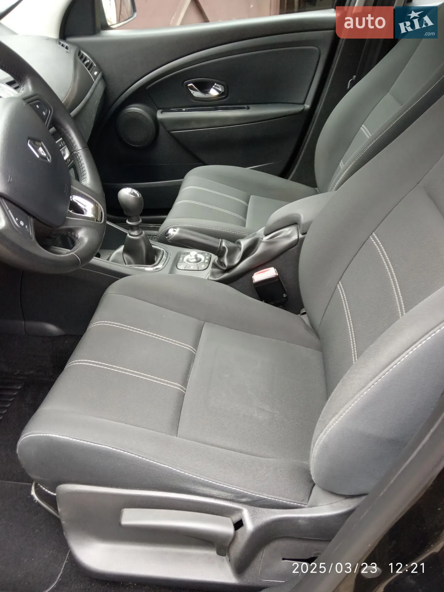 2013 Renault Megane - мініатюра 22