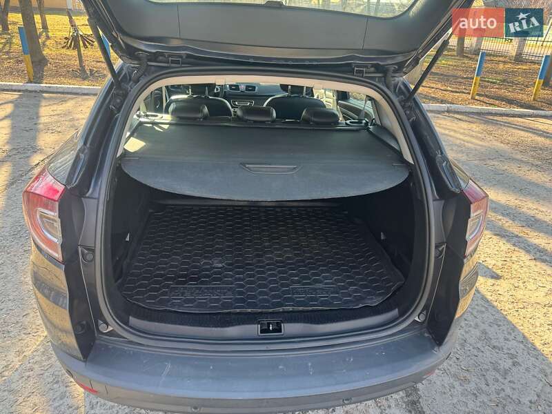 Универсал Renault Megane 2011 в Обухове фото 6 Универсал Renault Megane 2011 в Обухове