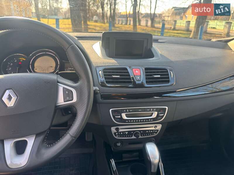 Универсал Renault Megane 2011 в Обухове фото 8 Универсал Renault Megane 2011 в Обухове