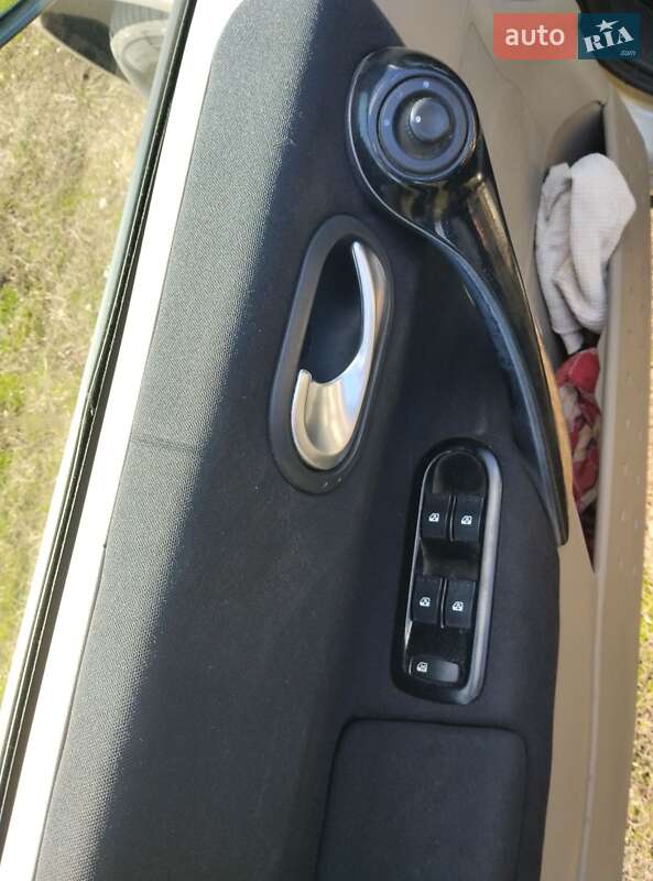 Седан Renault Megane 2006 в Козельщині