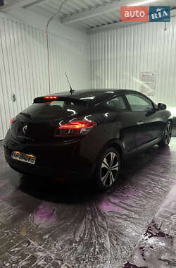 Купе Renault Megane 2011 в 