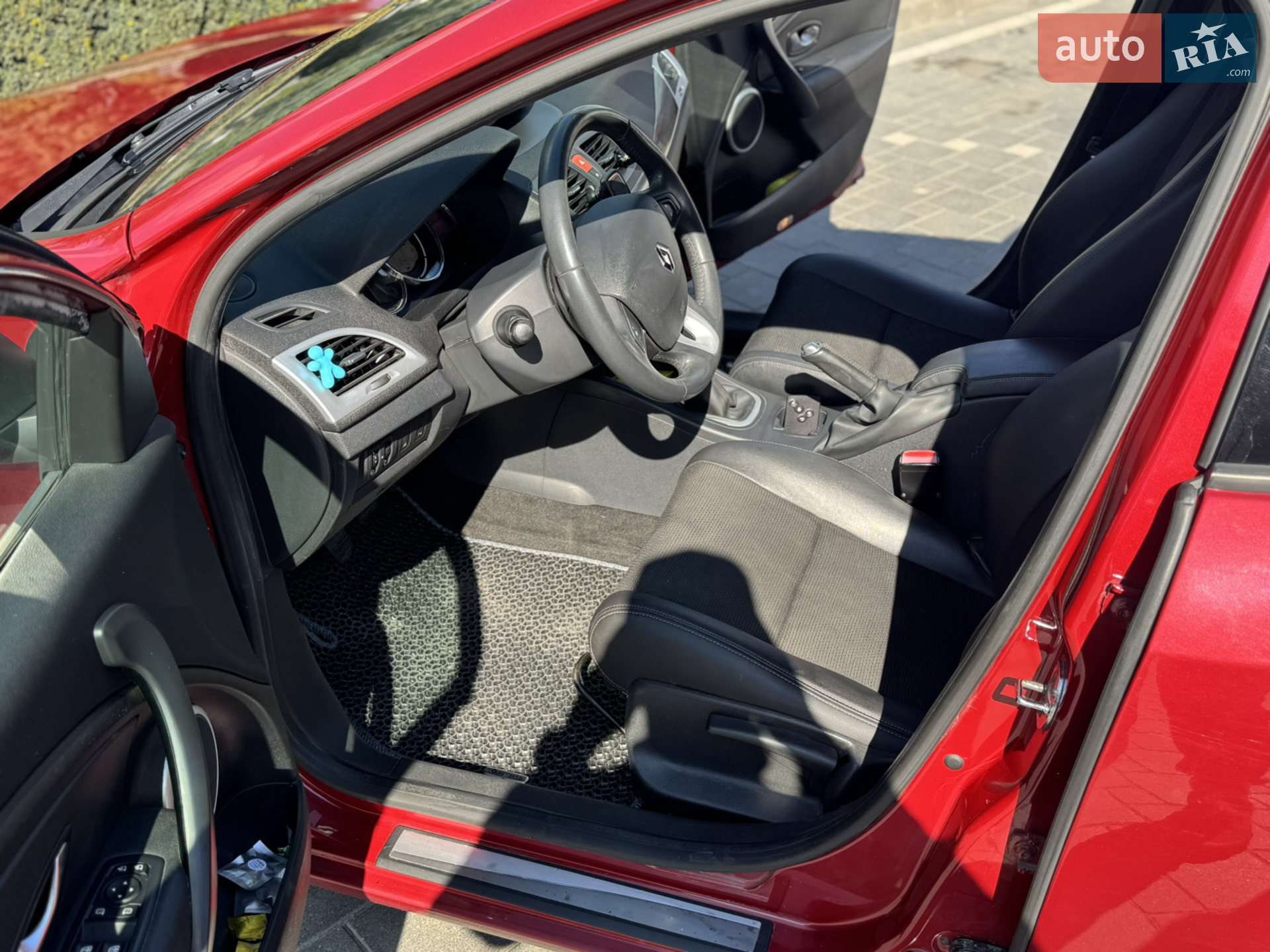 2010 Renault Megane - мініатюра 15