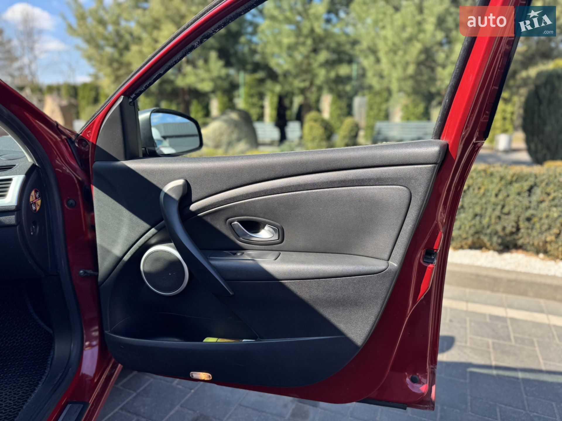 2010 Renault Megane - мініатюра 25