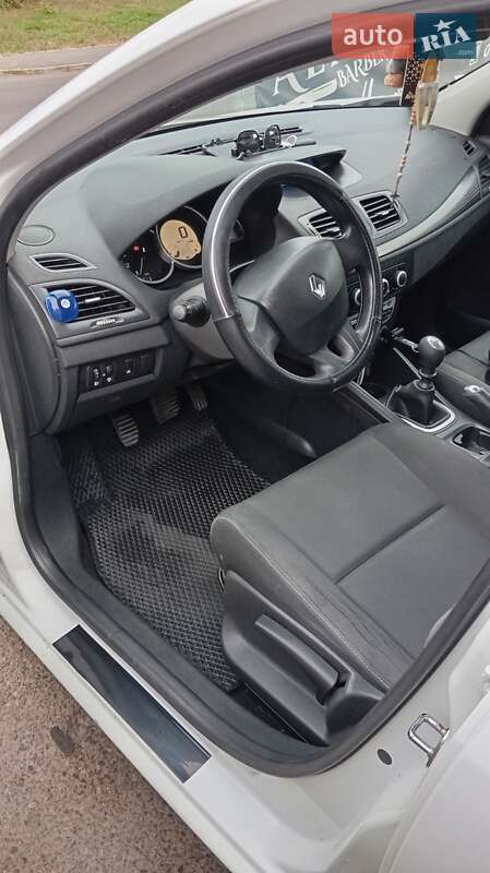 Универсал Renault Megane 2011 в Перечине