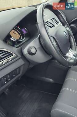 Хэтчбек Renault Megane 2014 в 