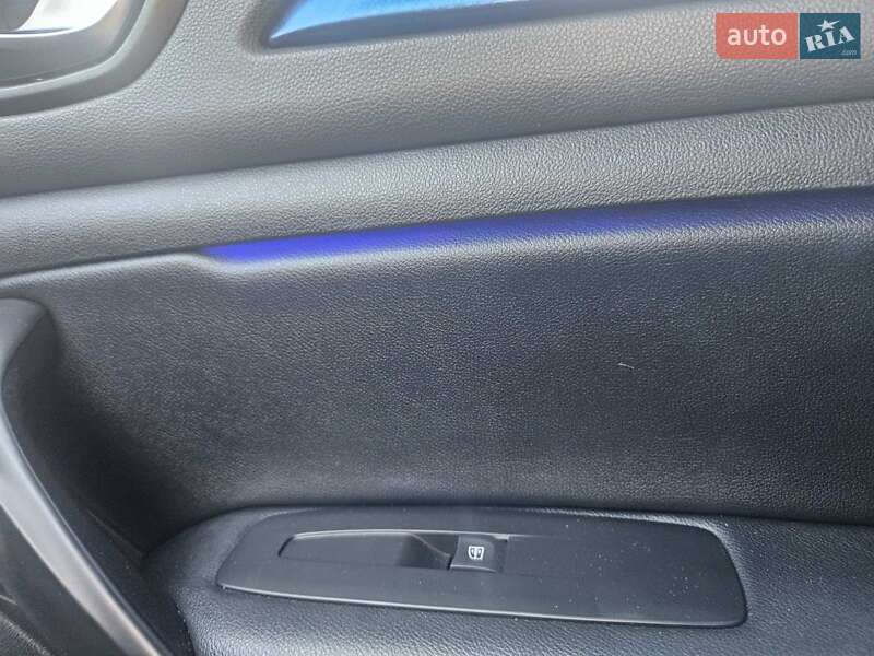 Универсал Renault Megane 2016 в Белой Церкви фото 47 Универсал Renault Megane 2016 в Белой Церкви