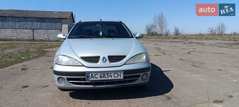 Седан Renault Megane 2003 в Нововолинську