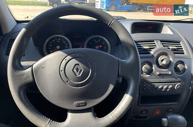 Седан Renault Megane 2005 в 