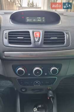 Универсал Renault Megane 2010 в 