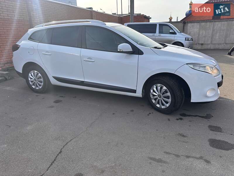 Универсал Renault Megane 2010 в Кривом Роге фото 5 Универсал Renault Megane 2010 в Кривом Роге
