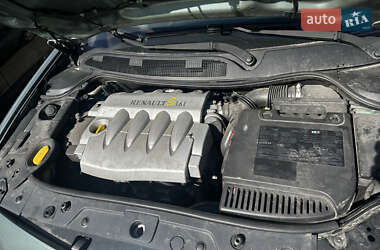 Универсал Renault Megane 2004 в 