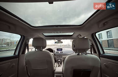 Хэтчбек Renault Megane 2010 в 
