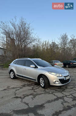 Универсал Renault Megane 2011 в 