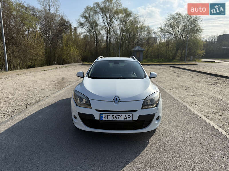 Універсал Renault Megane 2011 в Дніпрі фото 3 Універсал Renault Megane 2011 в Дніпрі