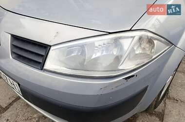 Седан Renault Megane 2004 в 