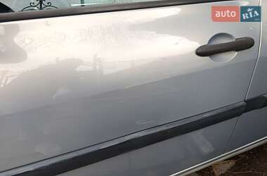 Седан Renault Megane 2004 в 