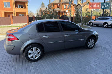 Седан Renault Megane 2005 в 