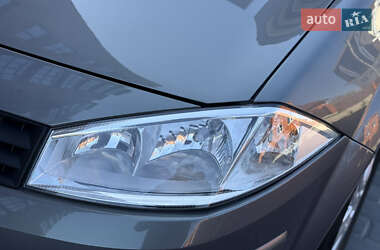 Седан Renault Megane 2005 в 