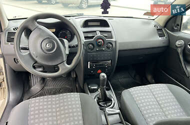 Седан Renault Megane 2006 в 