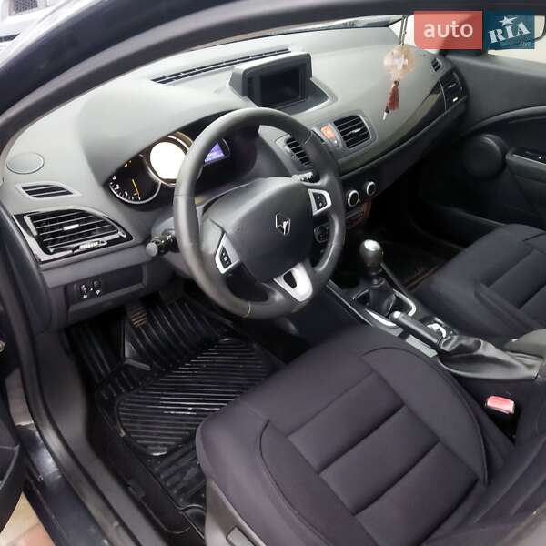 Универсал Renault Megane 2011 в Остроге фото 2 Универсал Renault Megane 2011 в Остроге