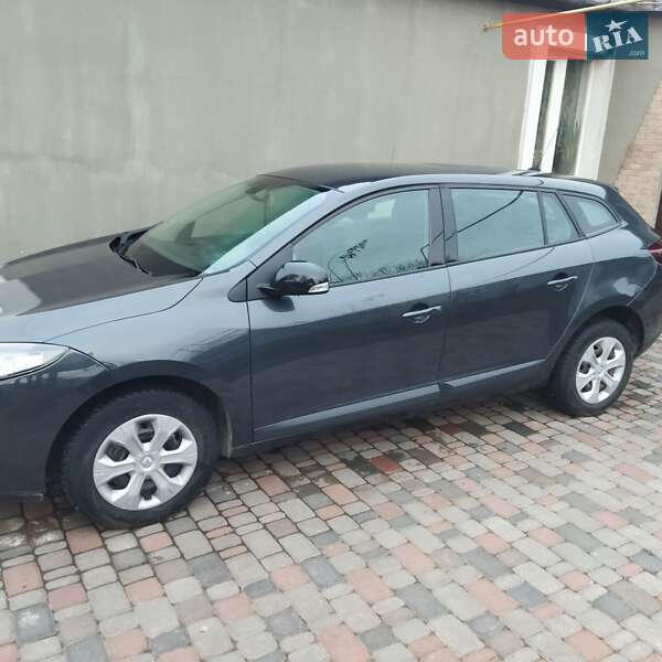 Универсал Renault Megane 2011 в Остроге фото 6 Универсал Renault Megane 2011 в Остроге