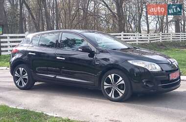 Хэтчбек Renault Megane 2011 в 