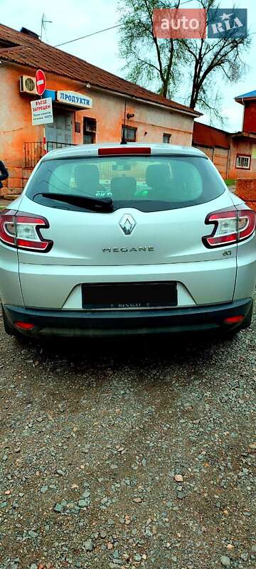 Универсал Renault Megane 2010 в Кривом Роге фото 8 Универсал Renault Megane 2010 в Кривом Роге