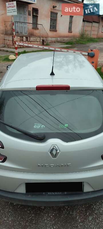 Универсал Renault Megane 2010 в Кривом Роге фото 13 Универсал Renault Megane 2010 в Кривом Роге