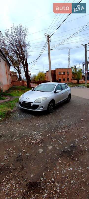 Универсал Renault Megane 2010 в Кривом Роге фото 22 Универсал Renault Megane 2010 в Кривом Роге