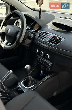 Универсал Renault Megane 2010 в 