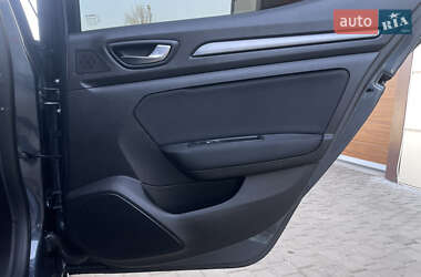 Хэтчбек Renault Megane 2021 в 